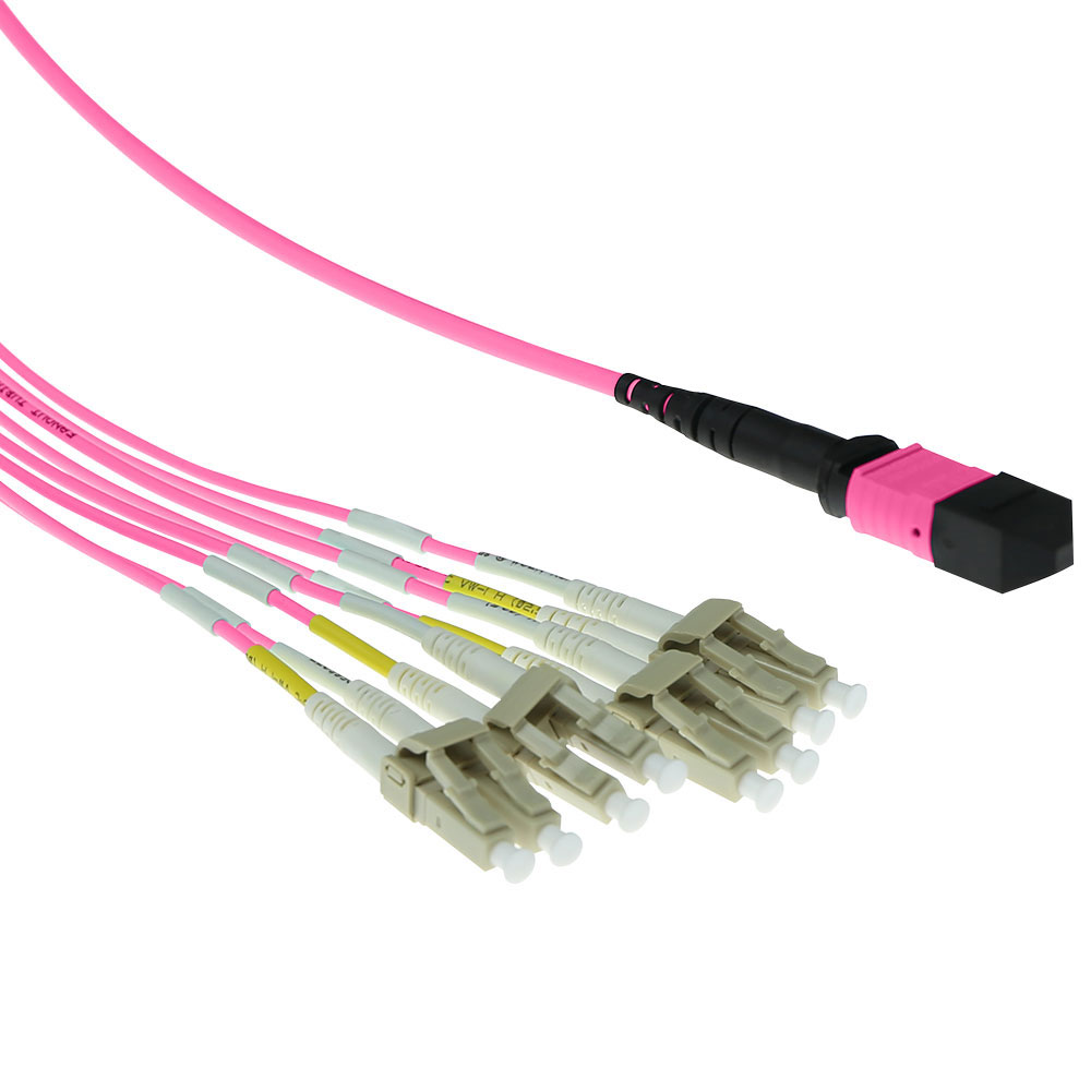 ACT RL7845 50 125 OM4 Fanout Patchkabel 1x MTP Female 4x LC Duplex 8 Vezels 5 meter